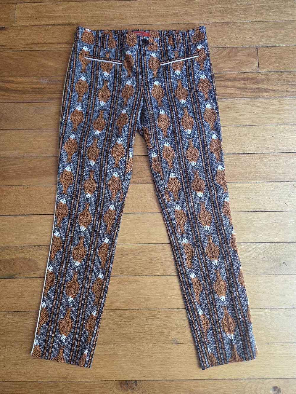 Cartonnier By Anthropolgie  Patterned Fish Capri Length Pants Size 0